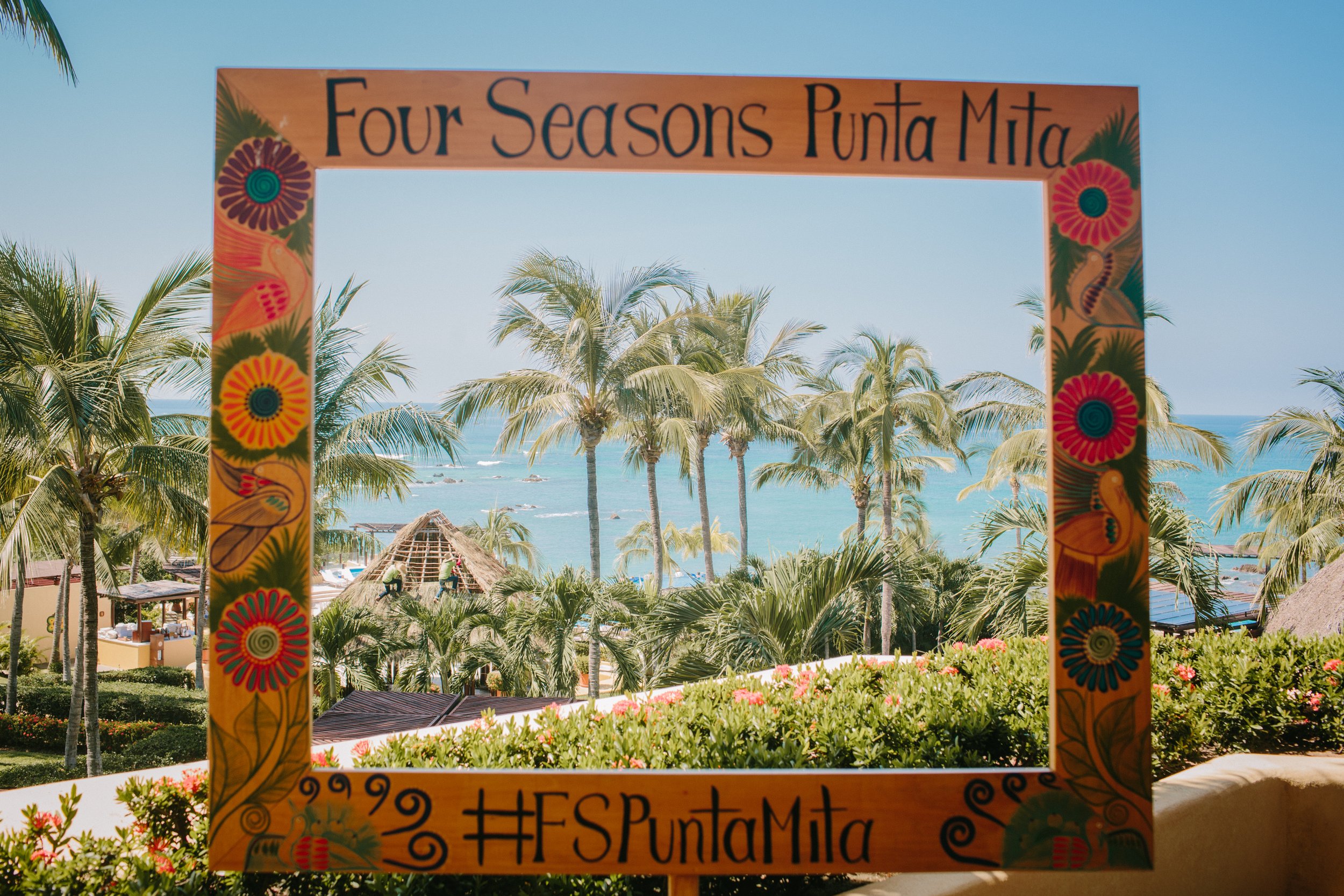 THEDELAURAS_PUNTAMITA_FOURSEASONS_WEDDING_MEXICO_DESTINATION_PHOTOGRAPHERS_KATIEDAN0163.jpg