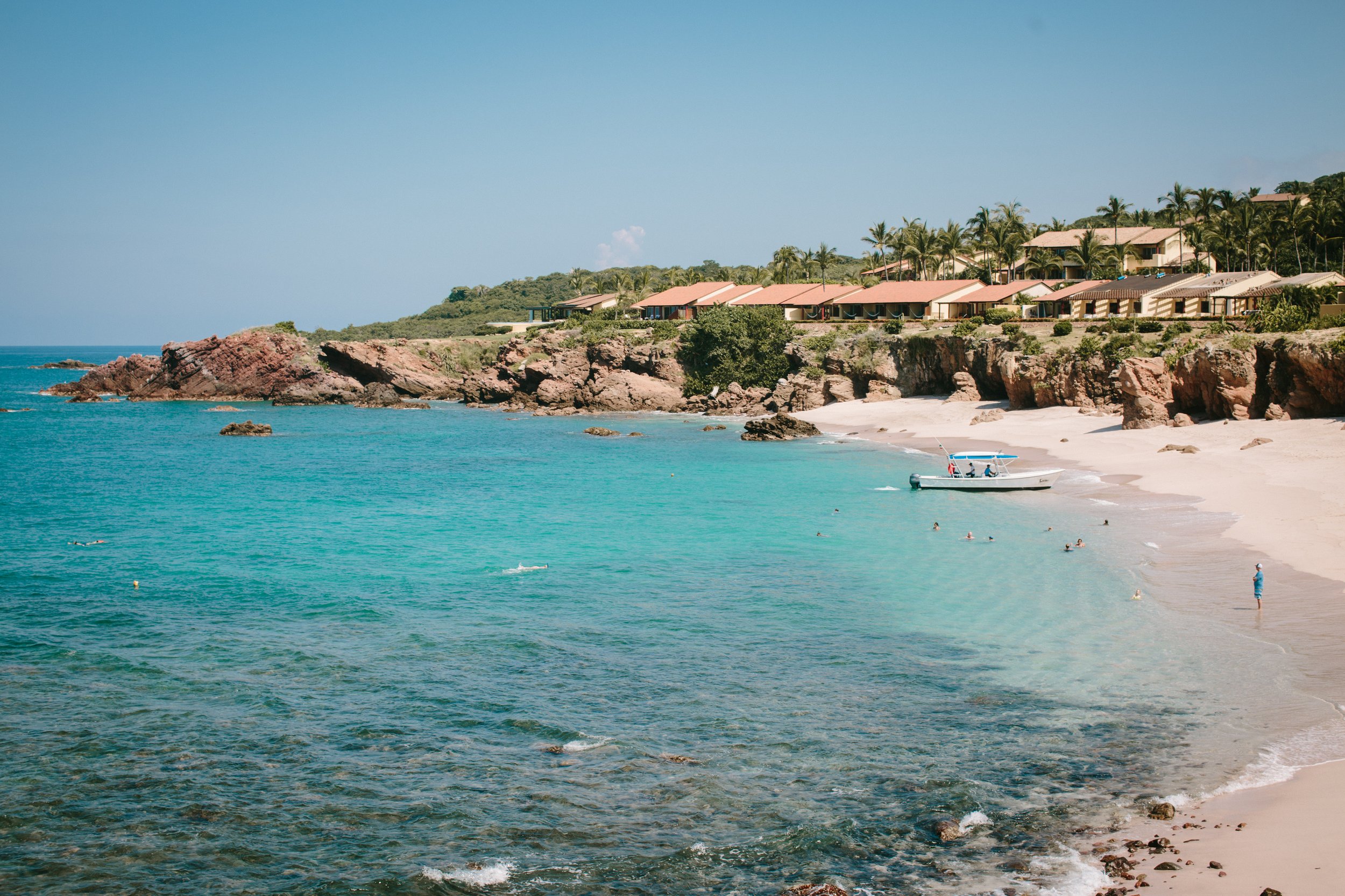 THEDELAURAS_PUNTAMITA_FOURSEASONS_WEDDING_MEXICO_DESTINATION_PHOTOGRAPHERS_KATIEDAN0172.jpg